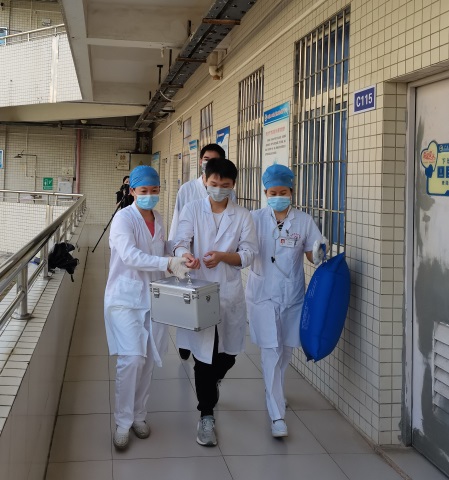 说明: E:\实验室安全管理\安全宣传培训\2022\应急演练\报道\演练\4_副本.jpg