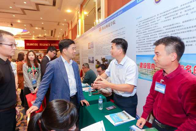 1555658945117851.jpg 1555658945117851.jpg