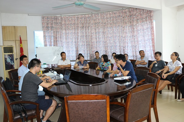 1506670908135390.jpg IMG_0569-学院党总支书记作辅导报告.JPG