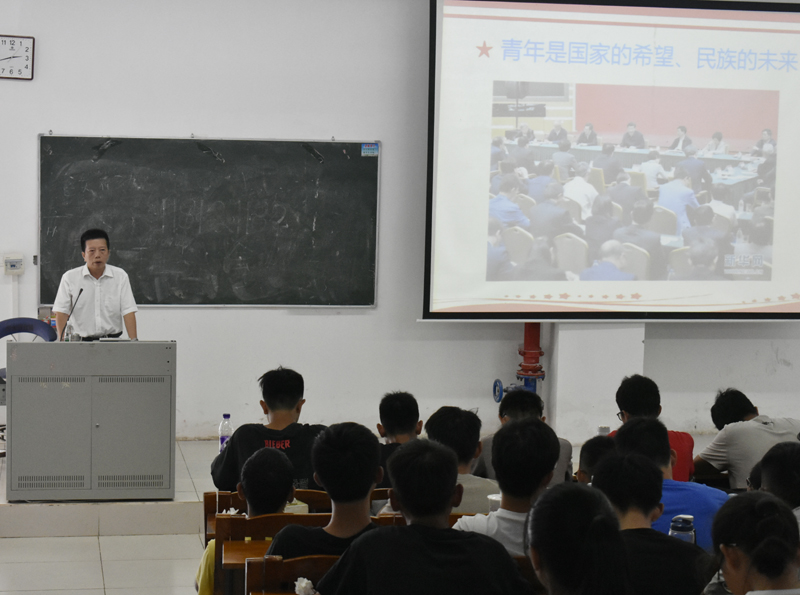 1570699692125824.jpg 1570699692125824.jpg