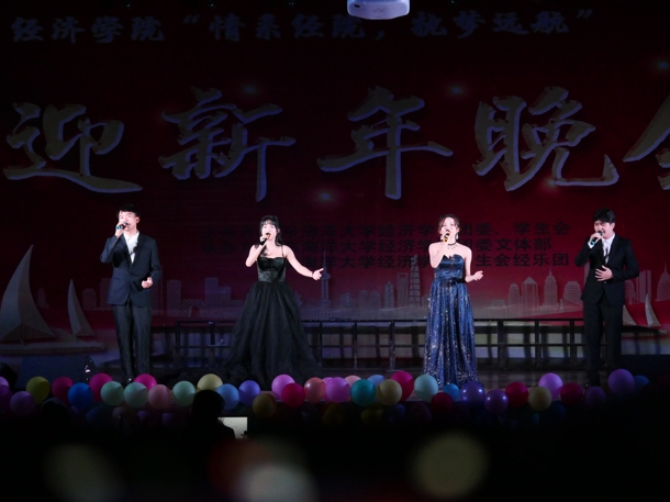 1577414407101477.jpg 2男女生四重唱(发文稿).jpg