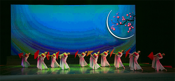 群舞《辞冬暖入春》.jpg