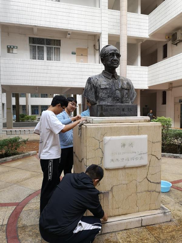 1576948536865283.jpg 1576948536865283.jpg