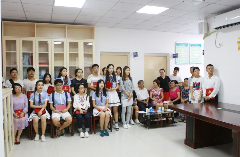 1529372218899708.jpg 1529372218899708.jpg